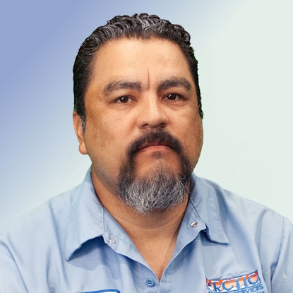 Amram  Hernandez Photo